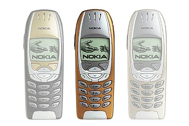 Nokia 6310i - zlaté provedení